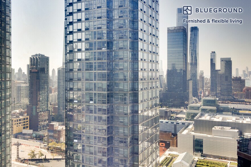 Building Photo - 635 W 42nd St