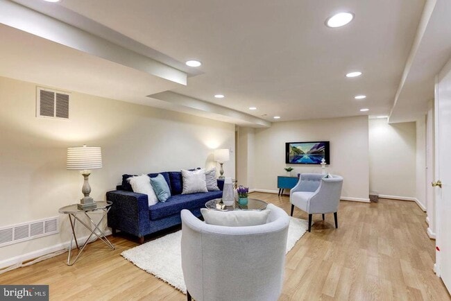 Building Photo - 1717 Juniper St NW