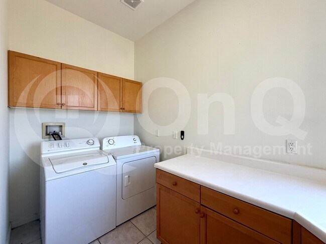 Building Photo - 15104 E Ridgeway Dr