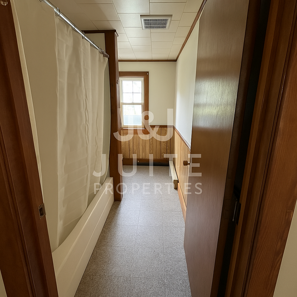 Bathroom - 331 N Vine St