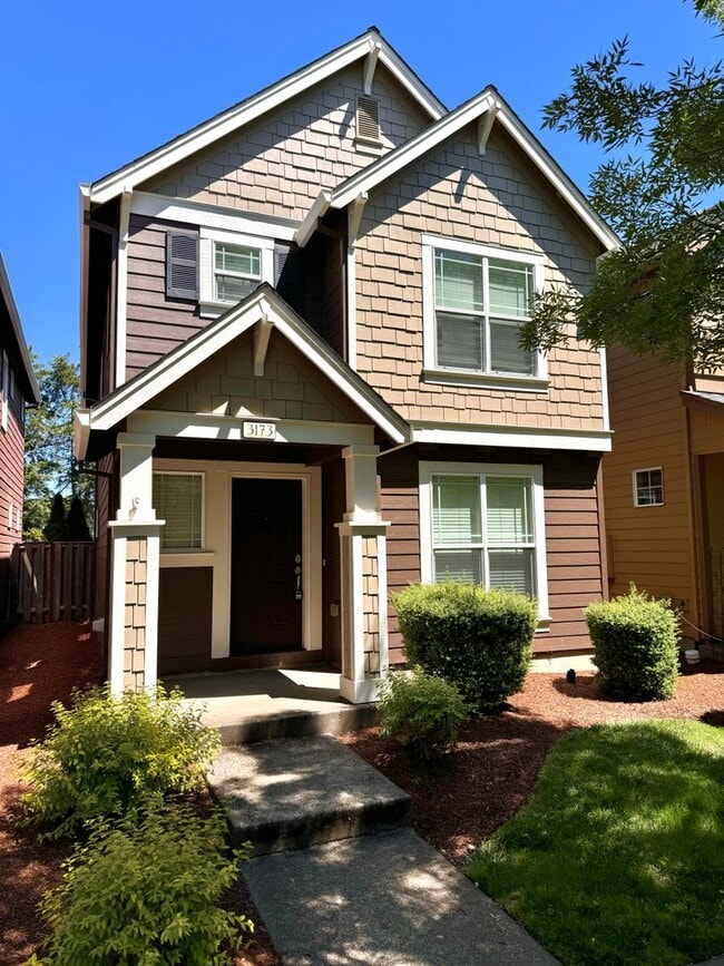 Building Photo - Beautiful Pet Friendly South Corvallis Home