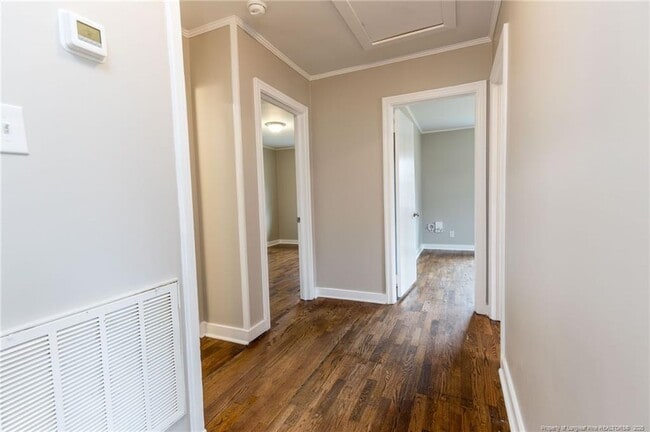 Building Photo - 3810 E Shephard St