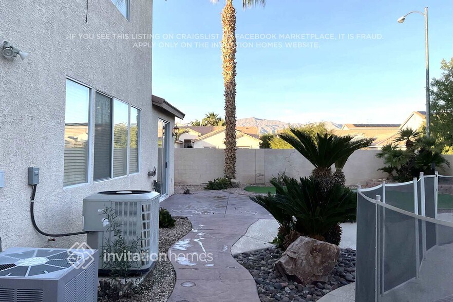 Building Photo - 6108 Golden Harmony St