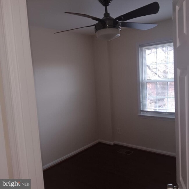 Building Photo - 14914 Belle Ami Dr