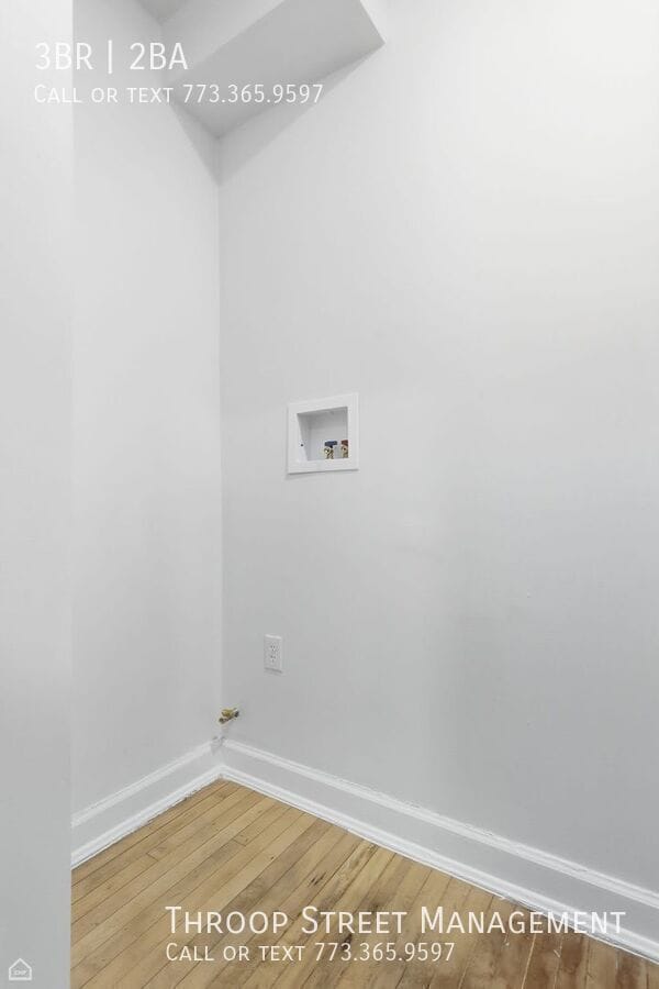 Building Photo - 6134 S Vernon Ave