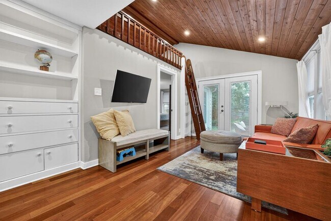Building Photo - 4525 Avenue B