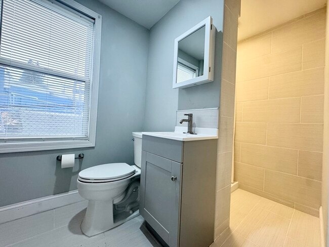 Building Photo - 17 Cedar Ct