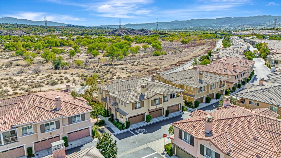 Building Photo - 23902 Brescia Dr