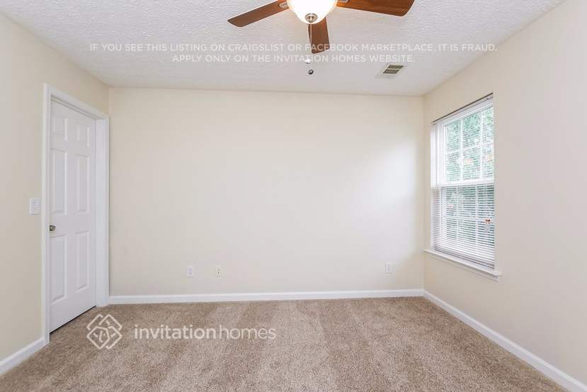 Building Photo - 129 Drury Ln