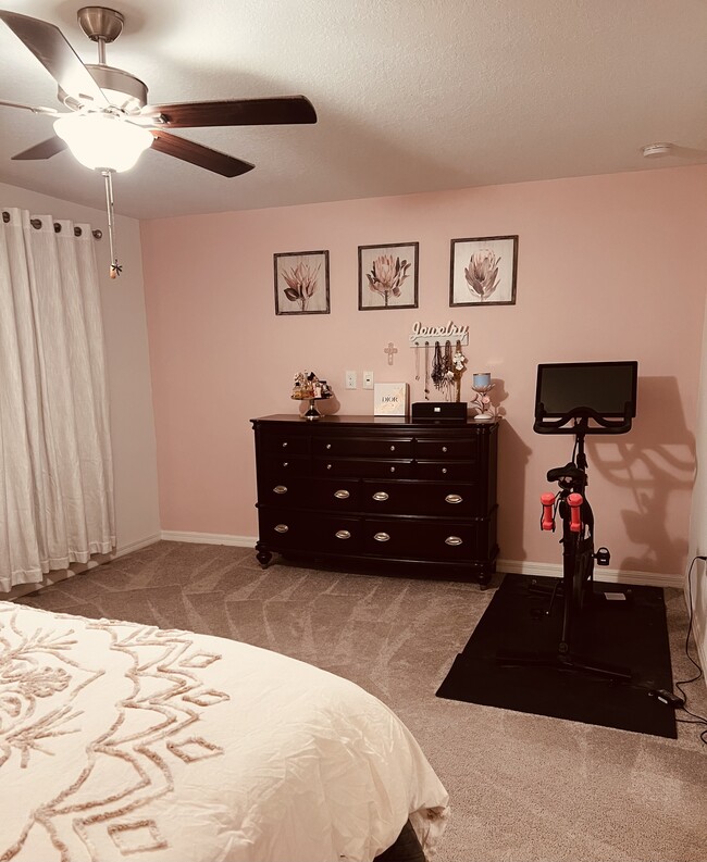 Building Photo - 32085 Powderpuff Mimosa Dr