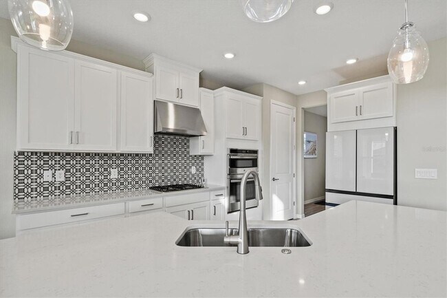 Building Photo - 9312 Tequila Sunrise Dr