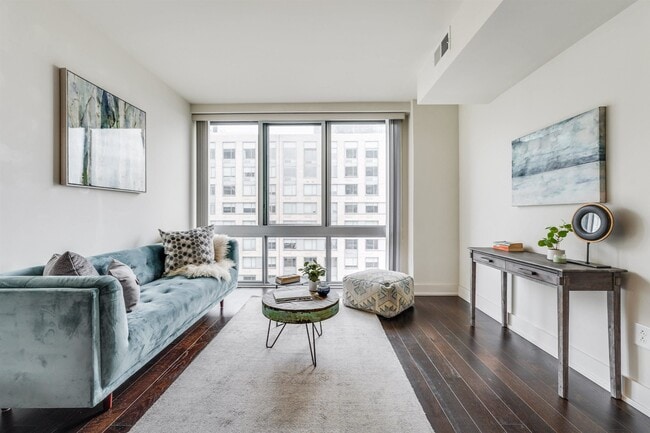 Building Photo - 201 Marin Blvd