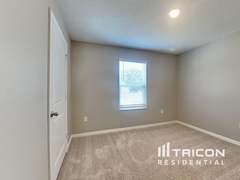 Building Photo - 29350 Fedora Cir