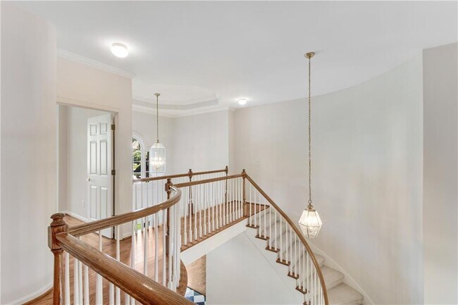 Building Photo - 290 Windsor Gate Cove NE