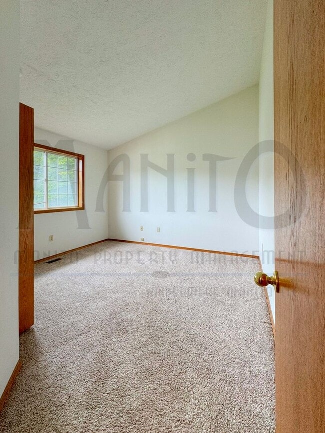 Building Photo - 5002 S Morrill Ln