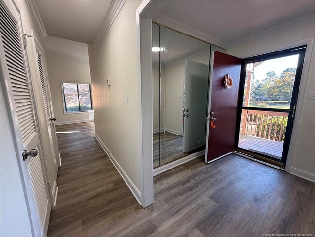 Building Photo - 6722 Irongate Dr