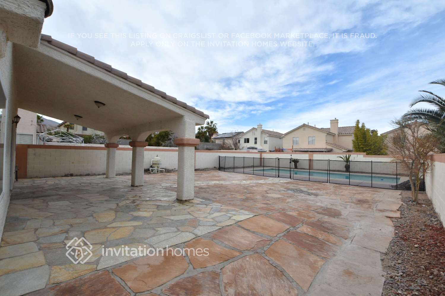 Building Photo - 9348 Deer Lodge Ln