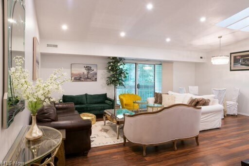 Building Photo - 2959 S Bay Dr