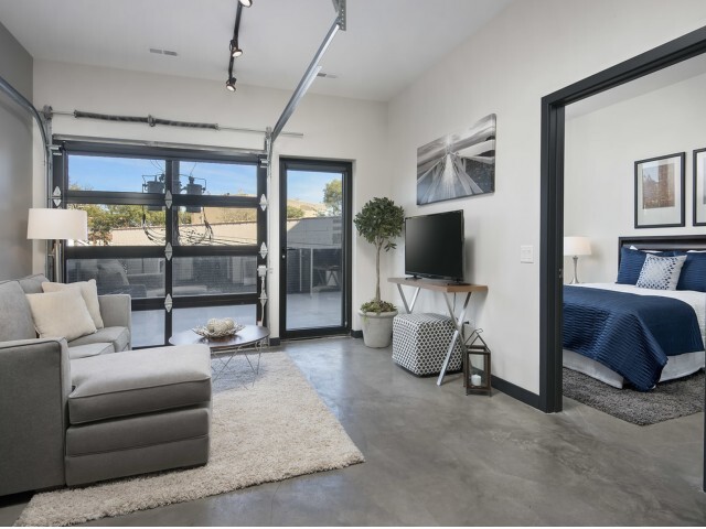 Living Room with Access to Terrace - 1647 N. Milwaukee