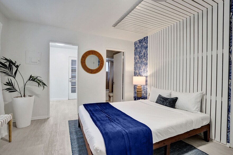 Building Photo - 101 Lucerne Ave