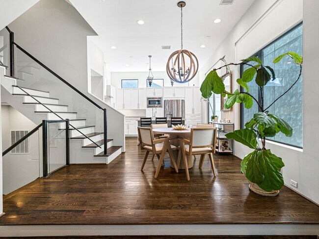 Building Photo - 1520 Malone St