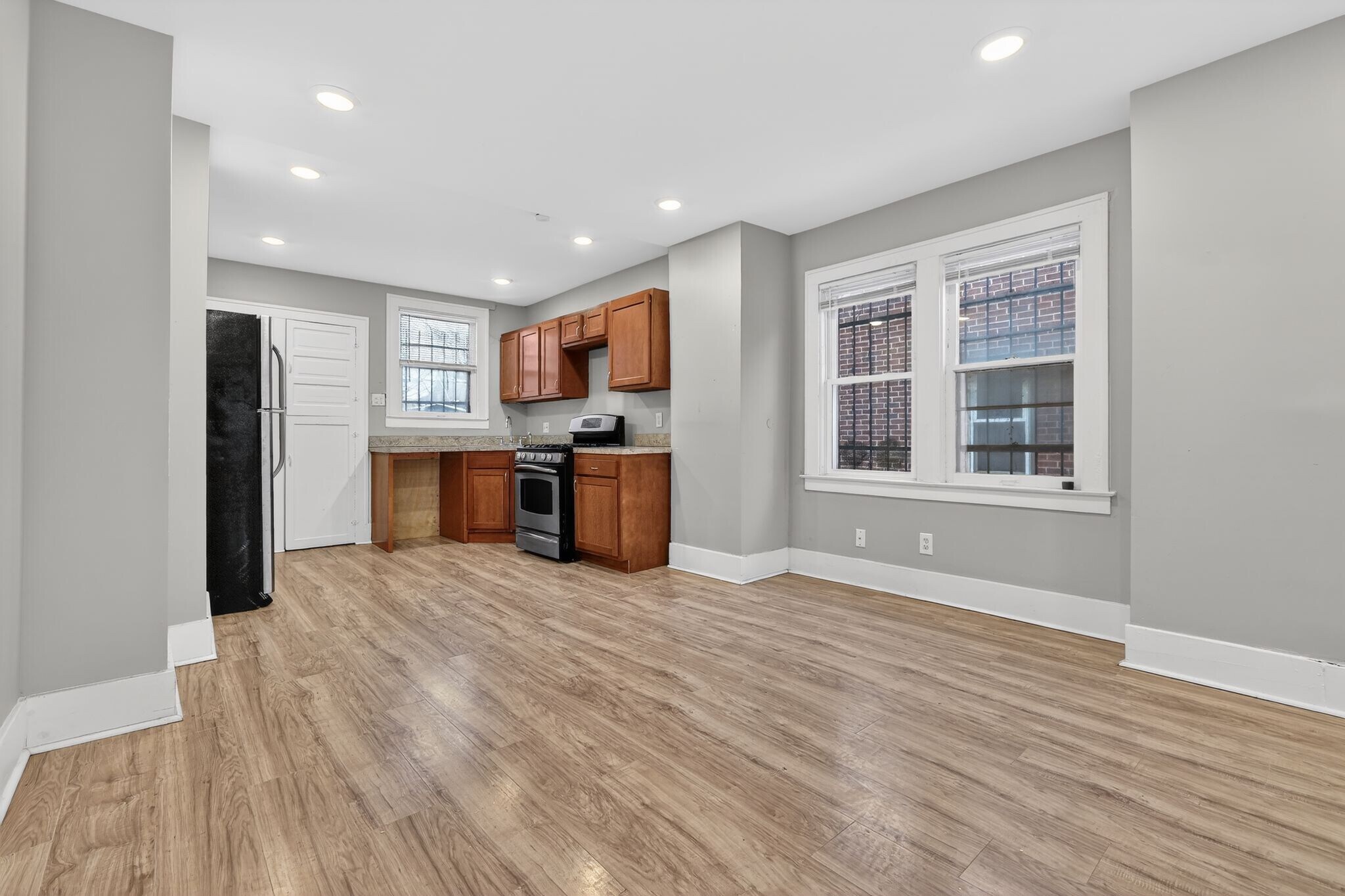 Building Photo - 16701 Tuller St