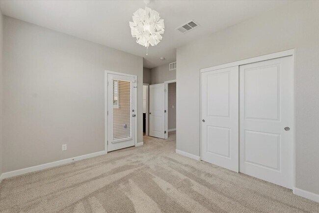 Building Photo - 808 Elmstone Pl