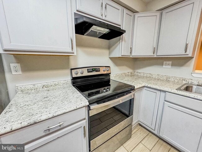 Building Photo - 117 Villa Knoll Ct