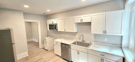 Building Photo - 2236 Perrysville Ave