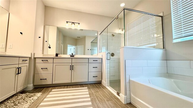 Building Photo - 12533 Charmed Dr