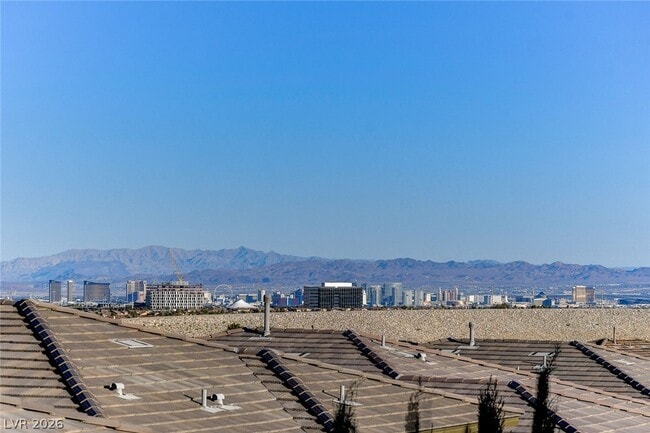 Building Photo - 888 Haven Oaks Pl