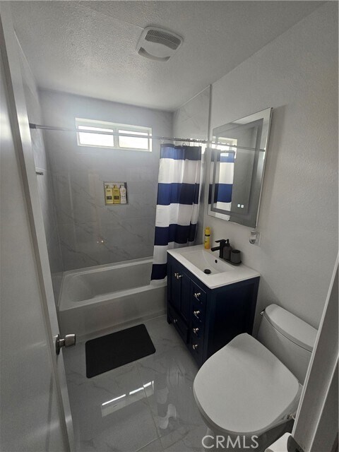 Building Photo - 16111 Tomas Ln