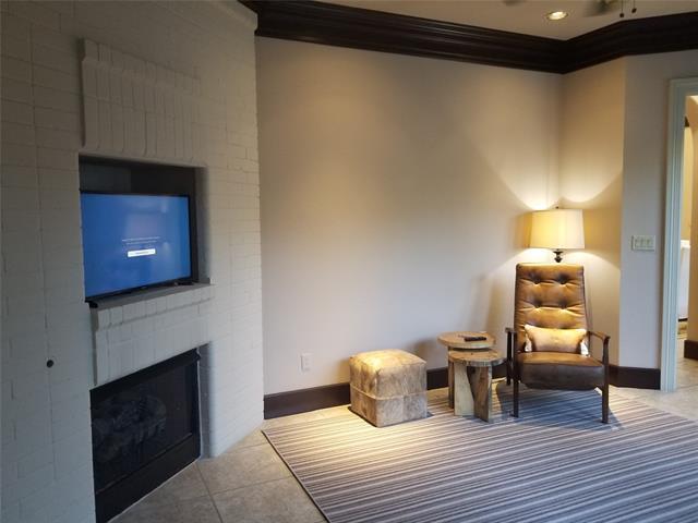 Building Photo - 3783 W 5th St