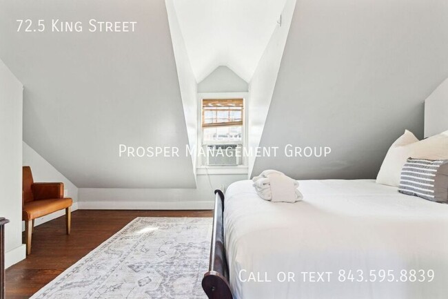 Building Photo - 3BR/2BA Furnished Apartment South Of Broad