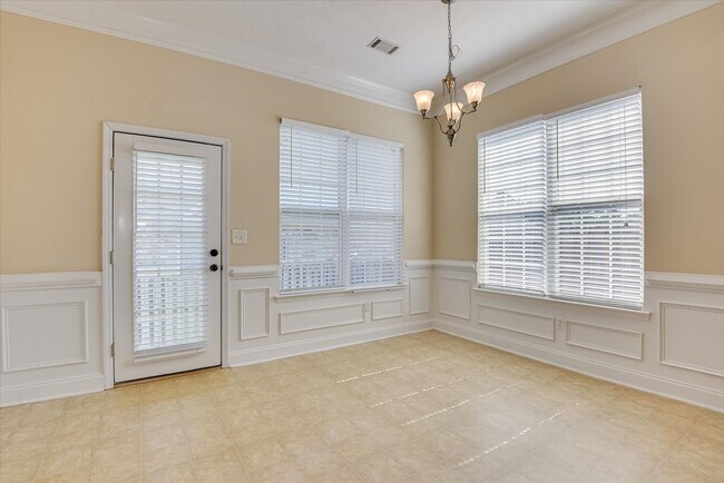 Building Photo - 2436 River Birch Dr