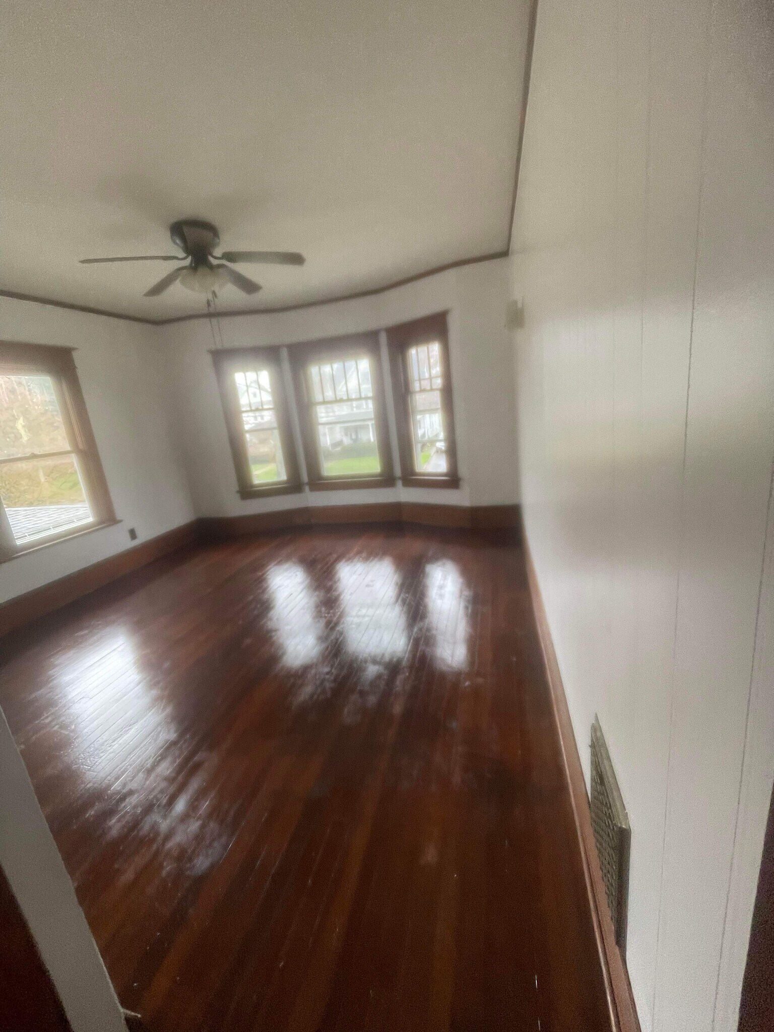 Building Photo - 718 Washington Ave