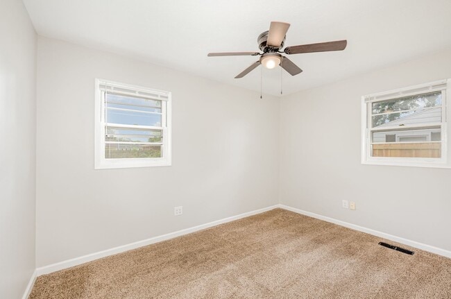 Building Photo - Stunning 3 Bed 1 Bath Ranch Home