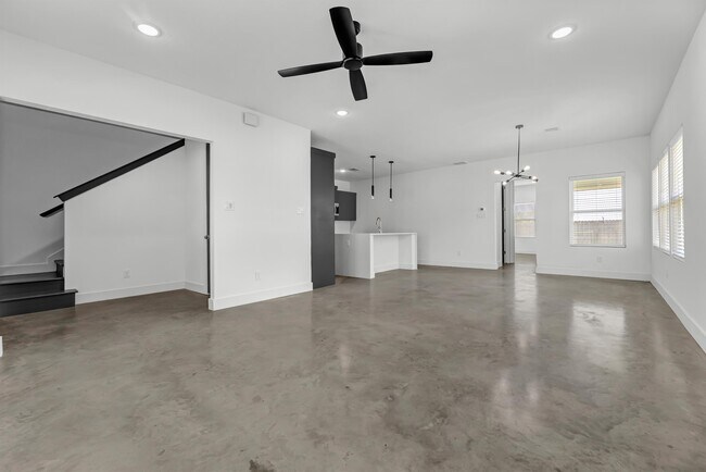 Building Photo - 3004 Alpha Wolf Ct