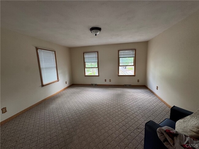 Building Photo - 326 Lenox Ave