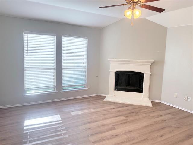 Building Photo - 516 Rustic Oak Ln