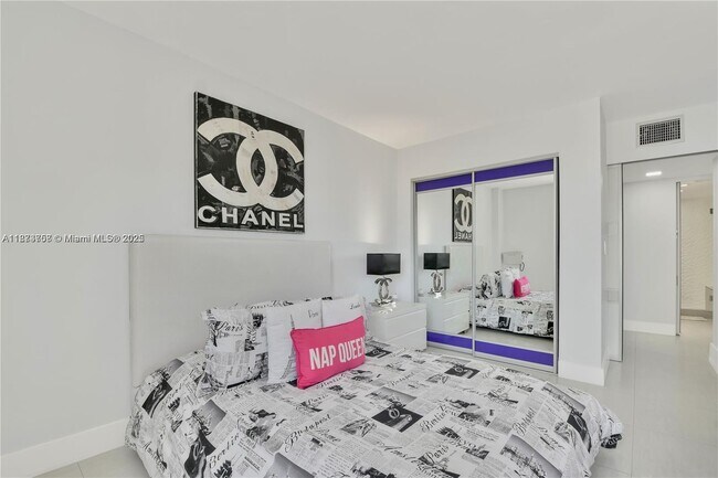 Building Photo - 5750 Collins Ave