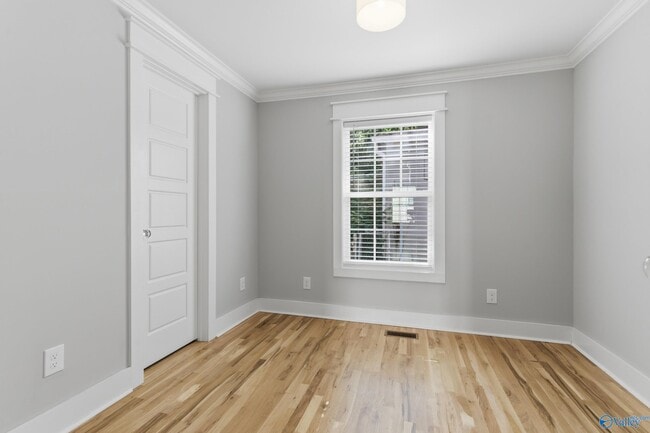 Building Photo - 1602 Rison Ave NE