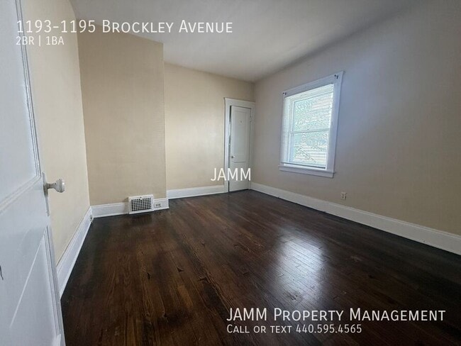 Building Photo - 1193-1195 Brockley Avenue-