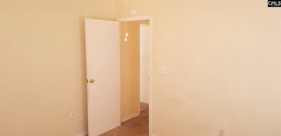 Building Photo - 2309 Windsor Rd