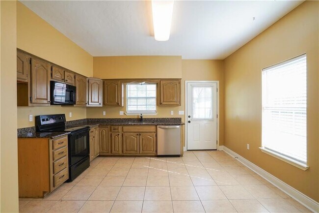 Building Photo - 1307 LA-59