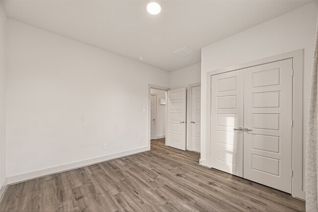 Building Photo - 4418 Bora Bora Ln