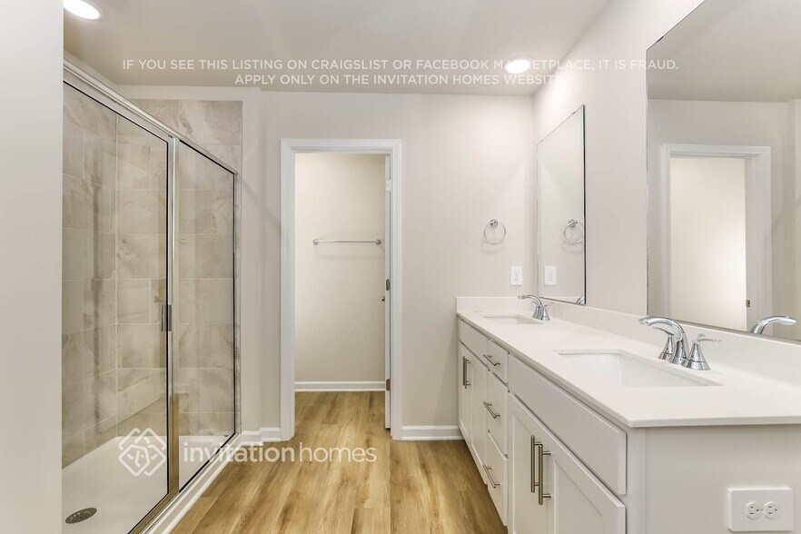 Building Photo - 2106 Cherry Crk Rd