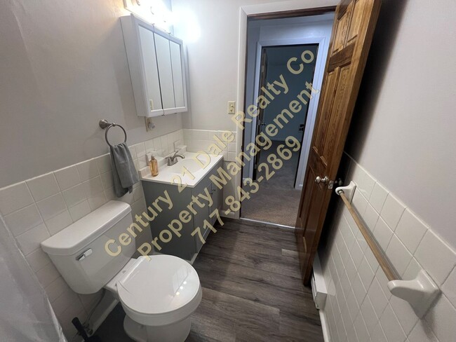 Building Photo - 2 Bedroom Home in North Eastern School Dis...