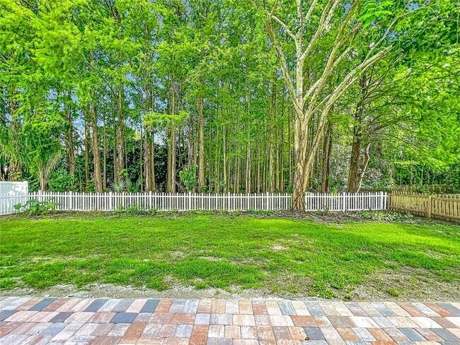 Building Photo - 3020 Hartland Ct