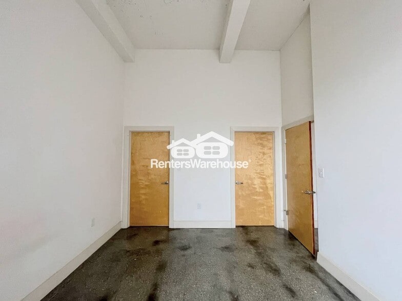 Building Photo - 500 Granby St